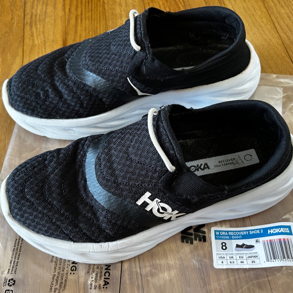 Hoka women’s ora recovery shoe 2 black size 8